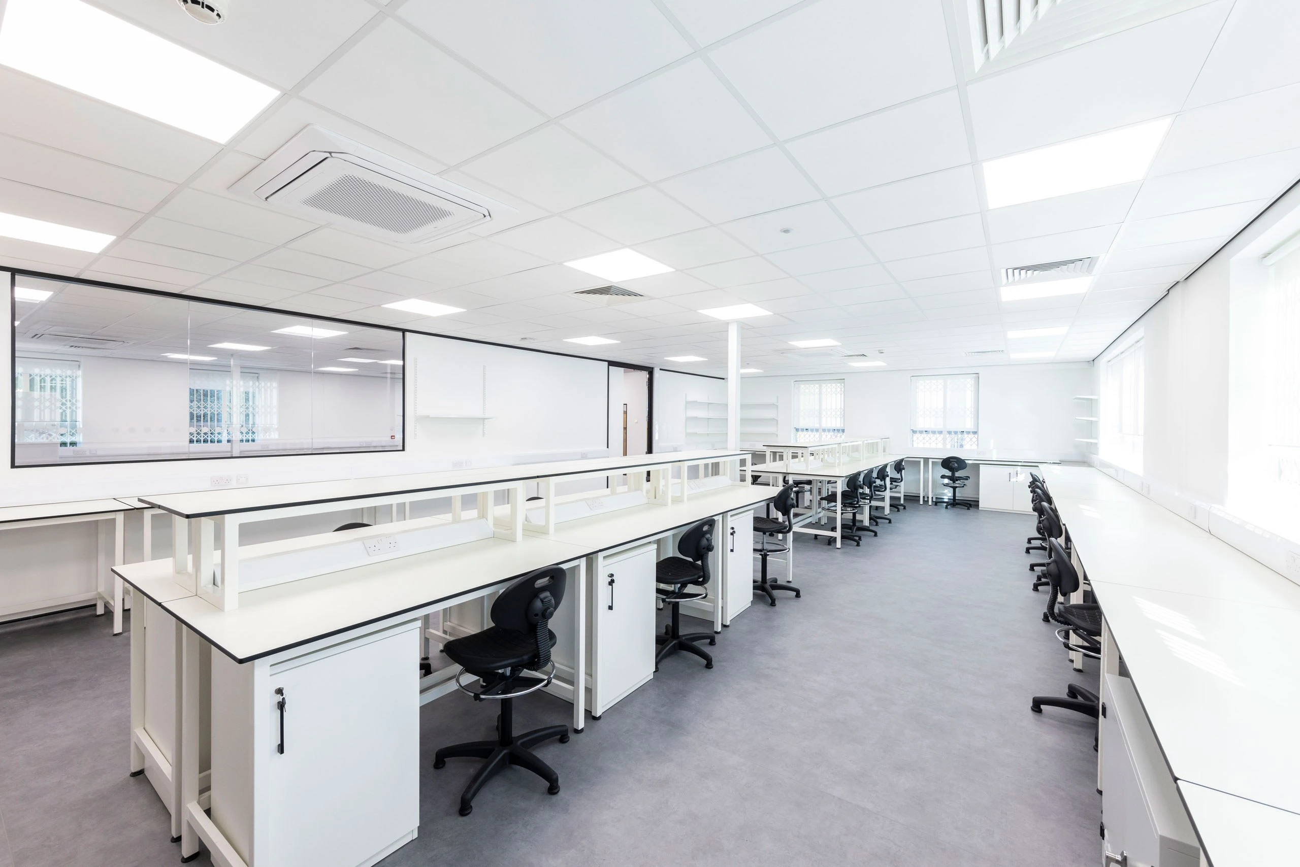 Labatory Furniture Solutions